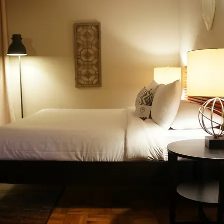 Hotel Lush Royale - Gay Men'S Resort